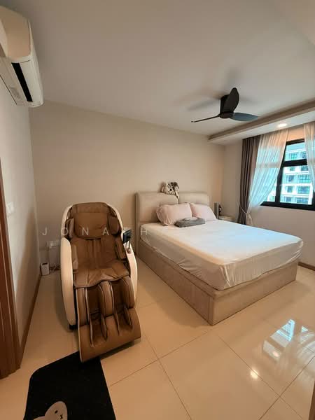 420C Northshore Drive, 420C Northshore Drive, 3 Bedrooms, 1,012 sqft, HDB Flat For Sale, by Jonathan Koh, 500215260 - Bedroom - PropertyGuru.com.sg