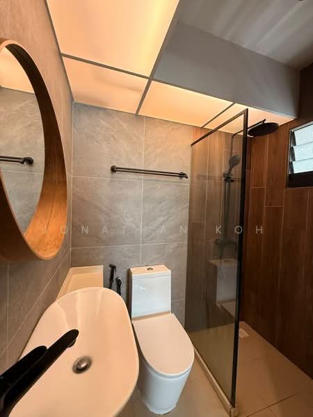 420C Northshore Drive, 420C Northshore Drive, 3 Bedrooms, 1,012 sqft, HDB Flat For Sale, by Jonathan Koh, 500215260 - Bathroom - PropertyGuru.com.sg