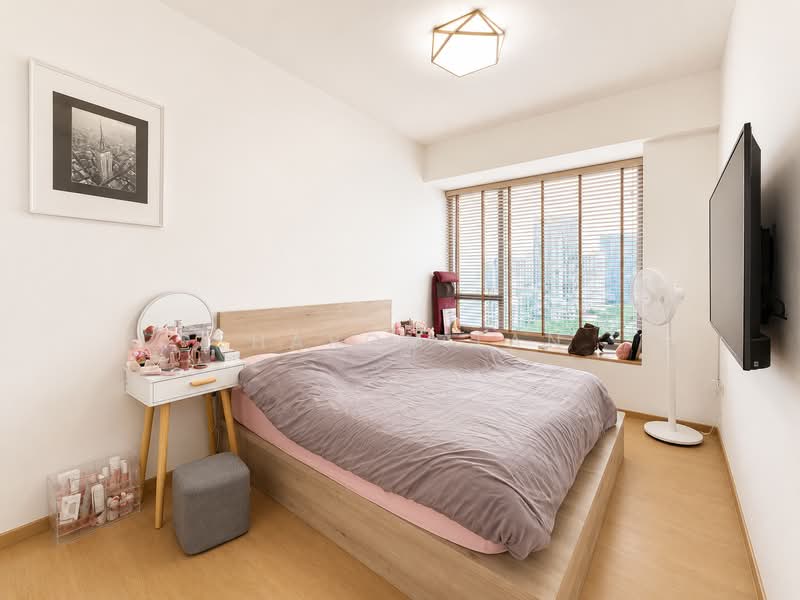 Adria, 12 Derbyshire Road, 2 Bedrooms, 689 sqft, Condominium For Sale, by Sharon Tan, 500215272 - Master Bedroom - PropertyGuru.com.sg