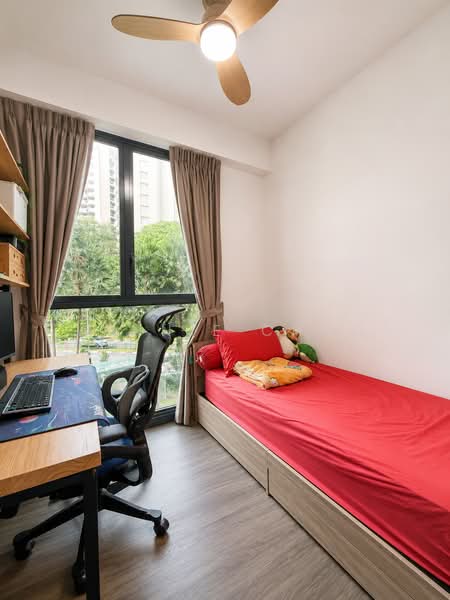 Gem Residences, , 2 Bedrooms, 570 sqft, Condominium For Rent, by Winnie Choo, 500215276 - Bedroom - PropertyGuru.com.sg