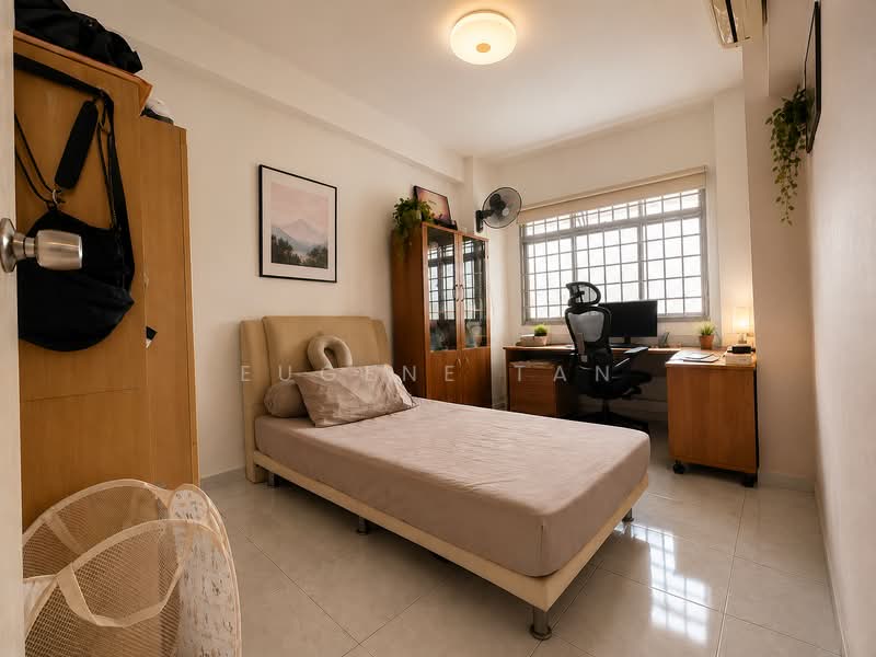 690 Jurong West Central 1, 690 Jurong West Central 1, 3 Bedrooms, 1,270 sqft, HDB Flat For Sale, by Eugene Tan, 500215290 - Bedroom - PropertyGuru.com.sg
