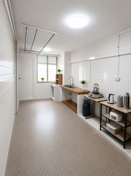 419 Ang Mo Kio Avenue 10, 419 Ang Mo Kio Avenue 10, 2 Bedrooms, 958 sqft, HDB Flat For Sale, by Paul Wong, 500215294 - Kitchen decluttered ai pic - PropertyGuru.com.sg