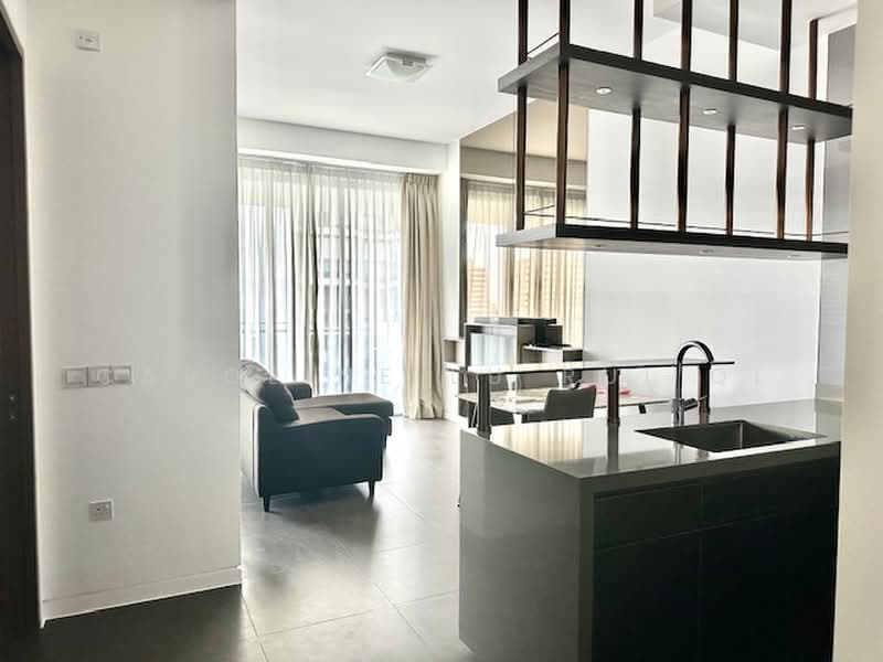Helios Residences, 15 Cairnhill Circle, 2 Bedrooms, 1,281 sqft, Condominium For Rent, by Caroline Lu Rui Qi, 500215298 - Living Room - PropertyGuru.com.sg