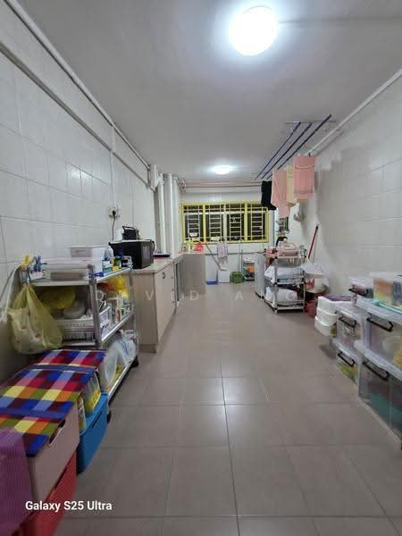 160 Yishun Street 11, 160 Yishun Street 11, Sembawang / Yishun, 2 Bedrooms, 721 sqft, HDB Flat For Sale, by David Ang, 500215305 - Interior - PropertyGuru.com.sg