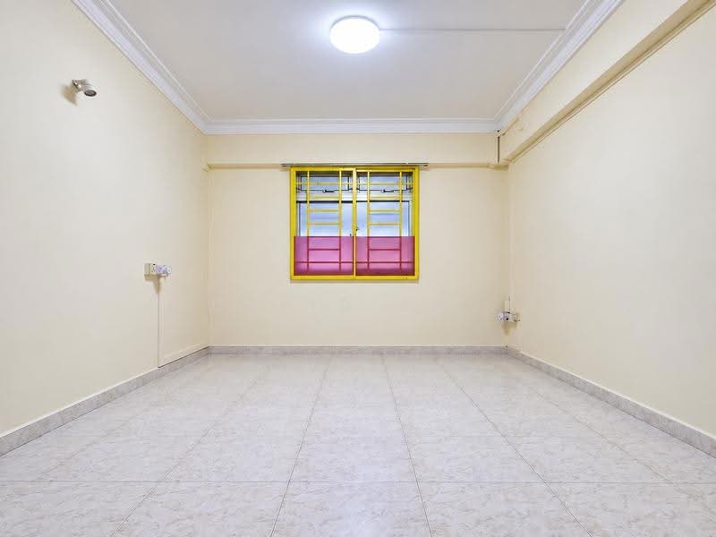 160 Yishun Street 11, 160 Yishun Street 11, Sembawang / Yishun, 2 Bedrooms, 721 sqft, HDB Flat For Sale, by David Ang, 500215305 - Interior - PropertyGuru.com.sg