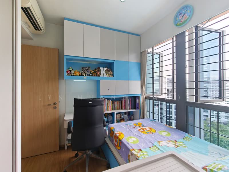 Parc Life, 27 Sembawang Crescent, 4 Bedrooms, 1,281 sqft, Executive Condominium For Sale, by Lyn Huang (可欣), 500215309 - Bedroom - PropertyGuru.com.sg