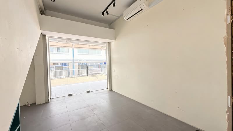 HDB Shophouse @ Serangoon North, 152 Serangoon North Avenue 1, 650 sqft, Shop / Shophouse For Rent, by Ben Quah, 500215311 - Exterior - CommercialGuru.com.sg