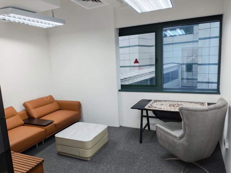 UE Bizhub West, Alexandra Road, 1,035 sqft, Office For Rent, by Robert Peng 彭润标, 500215313 - Living Room - CommercialGuru.com.sg