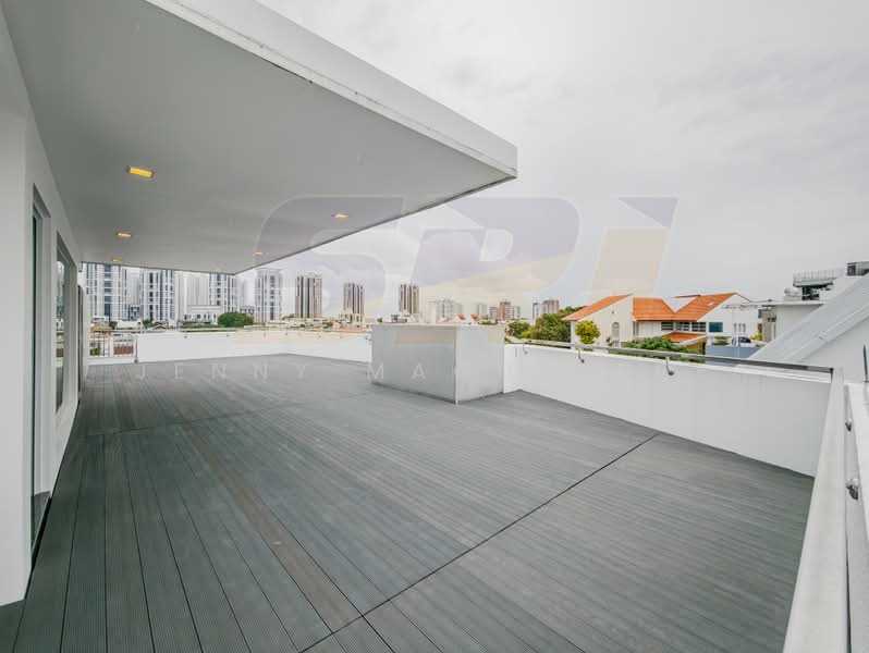 Huge Multi-generational Freehold Home @ East Coast Hill, , 5 Bedrooms, 11,000 sqft, Semi-Detached House For Sale, by Jenny Magdalene, 500215319 - Balcony - PropertyGuru.com.sg