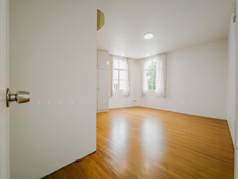 Huge Multi-generational Freehold Home @ East Coast Hill, , 5 Bedrooms, 11,000 sqft, Semi-Detached House For Sale, by Jenny Magdalene, 500215319 - Interior - PropertyGuru.com.sg