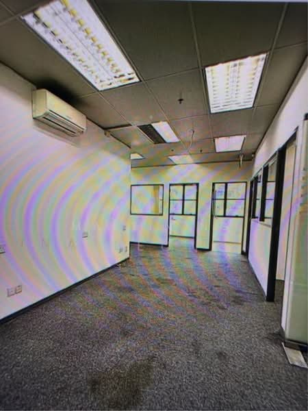 Ubi Techpark, 10 Ubi Crescent, 1,119 sqft, Light Industrial (B1) For Sale, by Martin Ng, 500215323 - CommercialGuru.com.sg