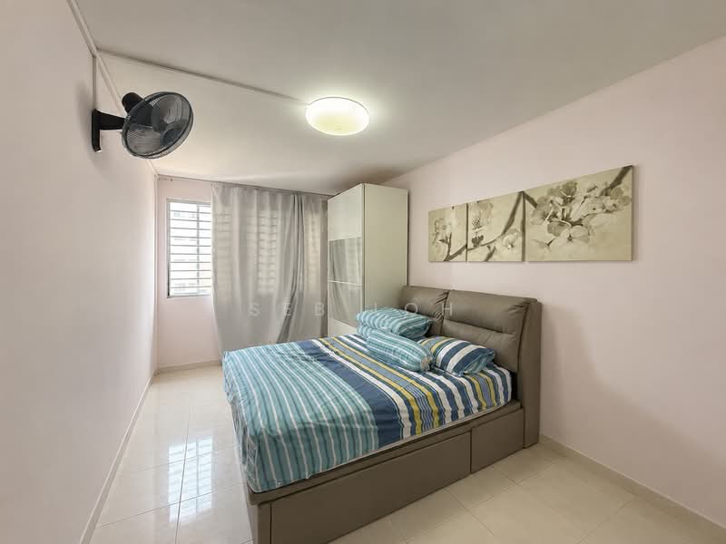 106 Simei Street 1, 106 Simei Street 1, 3 Bedrooms, 1,119 sqft, HDB Flat For Sale, by Seb Loh, 500215329 - Common Bedroom - PropertyGuru.com.sg