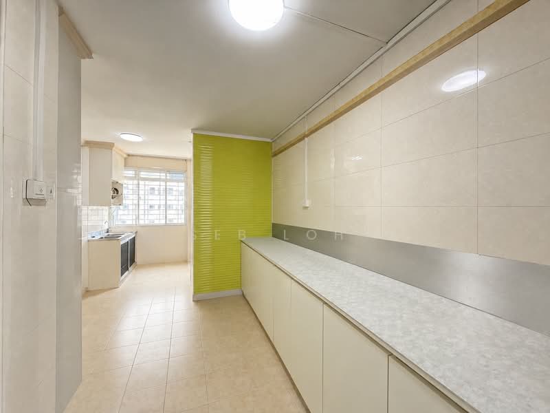 106 Simei Street 1, 106 Simei Street 1, 3 Bedrooms, 1,119 sqft, HDB Flat For Sale, by Seb Loh, 500215329 - Kitchen - PropertyGuru.com.sg