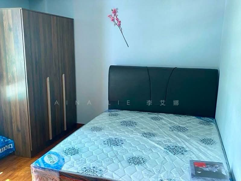 Renovated 5I HDB near Kadaloor LRT (Punggol), , 3 Bedrooms, 1,184 sqft, HDB Flat For Rent, by Aina Lie 李艾娜, 500215337 - Bedroom - PropertyGuru.com.sg