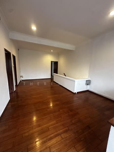 Sembawang road, , 3 Bedrooms, 2,700 sqft, Terraced House For Rent, by Theresa Ng, 500215341 - PropertyGuru.com.sg