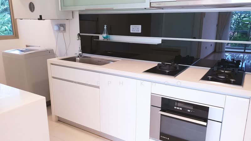 The Peak @ Balmeg, 17 Balmeg Hill, 2 Bedrooms, 1,163 sqft, Condominium For Rent, by Joseph Khoo, 500215347 - Kitchen - PropertyGuru.com.sg
