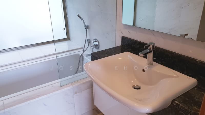 The Peak @ Balmeg, 17 Balmeg Hill, 2 Bedrooms, 1,163 sqft, Condominium For Rent, by Joseph Khoo, 500215347 - Master Bathroom - PropertyGuru.com.sg