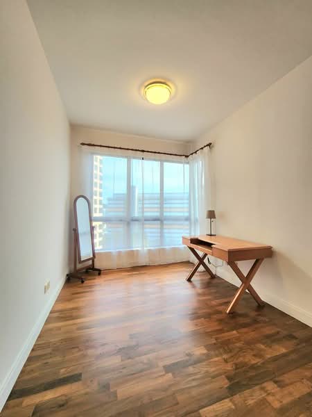 Heritage View, 8 Dover Rise, 3 Bedrooms, 1,195 sqft, Condominium For Sale, by Kat Yeo, 500215348 - Study - PropertyGuru.com.sg