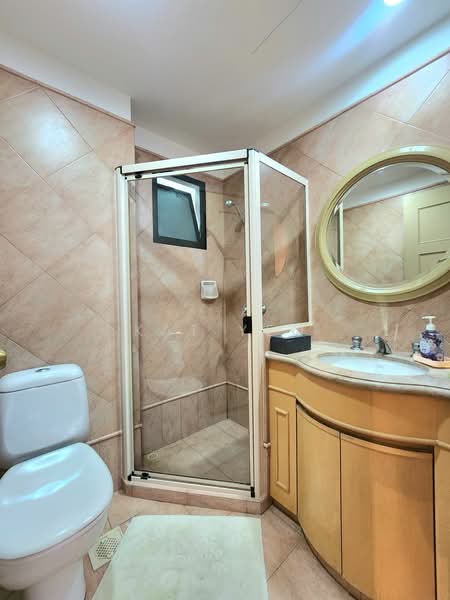 Heritage View, 8 Dover Rise, 3 Bedrooms, 1,195 sqft, Condominium For Sale, by Kat Yeo, 500215348 - Bathroom - PropertyGuru.com.sg
