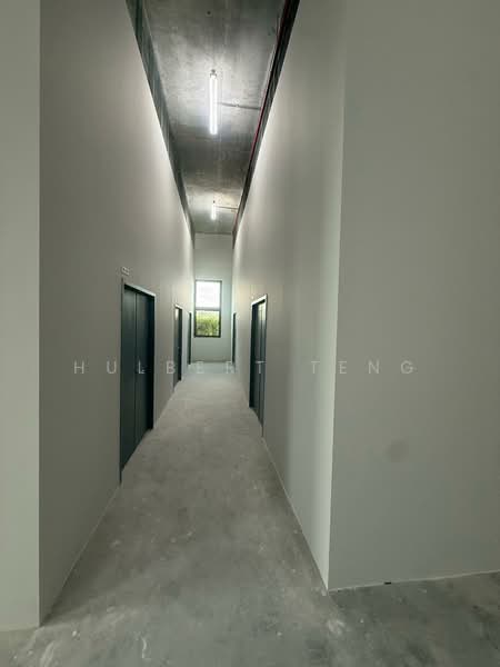 2F Jalan Papan, 2F Jalan Papan, 19,435 sqft, Factory / Workshop (B2) For Rent, by Hulbert Teng, 500215357 - Corridor - CommercialGuru.com.sg