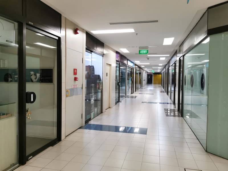 The Adelphi, 1 Coleman Street, City Hall / Clarke Quay, 807 sqft, Other Retail For Rent, by Jessica Ng, 500215363 - Corridor - CommercialGuru.com.sg