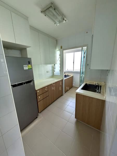 80C Telok Blangah Street 31, 80C Telok Blangah Street 31, 2 Bedrooms, 730 sqft, HDB Flat For Rent, by Florence Zheng Zhen, 500215365 - Kitchen - PropertyGuru.com.sg