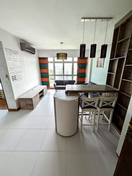 80C Telok Blangah Street 31, 80C Telok Blangah Street 31, 2 Bedrooms, 730 sqft, HDB Flat For Rent, by Florence Zheng Zhen, 500215365 - Living Room - PropertyGuru.com.sg