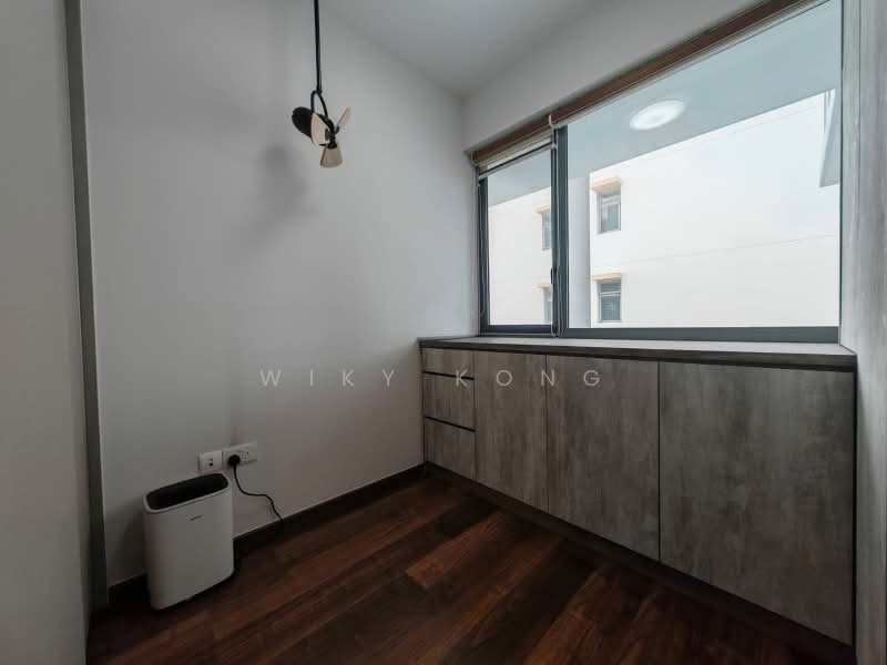 The Glades, 12 Bedok Rise, 4 Bedrooms, 1,281 sqft, Condominium For Sale, by Wiky Kong, 500215370 - Interior - PropertyGuru.com.sg