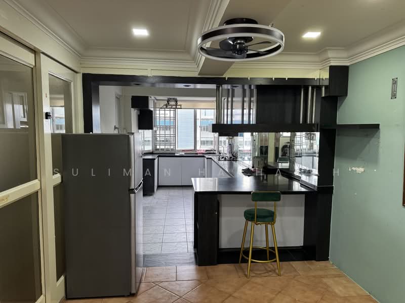 62 Marine Drive, 62 Marine Drive, 3 Bedrooms, 936 sqft, HDB Flat For Sale, by Suliman Harharah, 500215373 - Kitchen - PropertyGuru.com.sg