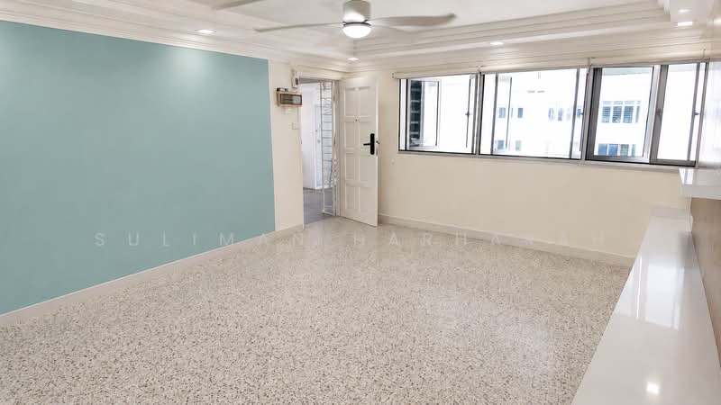 62 Marine Drive, 62 Marine Drive, 3 Bedrooms, 936 sqft, HDB Flat For Sale, by Suliman Harharah, 500215373 - Living Room - PropertyGuru.com.sg