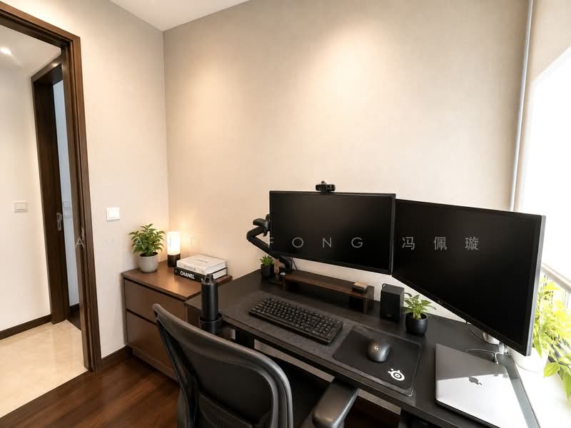 Cheap Modern 2-Bedroom + Study in Prime District D5! Well-Renovated, High Floor, Unblocked Views!, , 3 Bedrooms, 850 sqft, Condominium For Sale, by Amanda Fong 冯佩璇, 500215376 - Study - PropertyGuru.com.sg