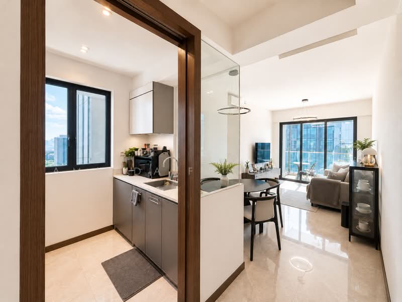 Cheap Modern 2-Bedroom + Study in Prime District D5! Well-Renovated, High Floor, Unblocked Views!, , 3 Bedrooms, 850 sqft, Condominium For Sale, by Amanda Fong 冯佩璇, 500215376 - Kitchen - PropertyGuru.com.sg