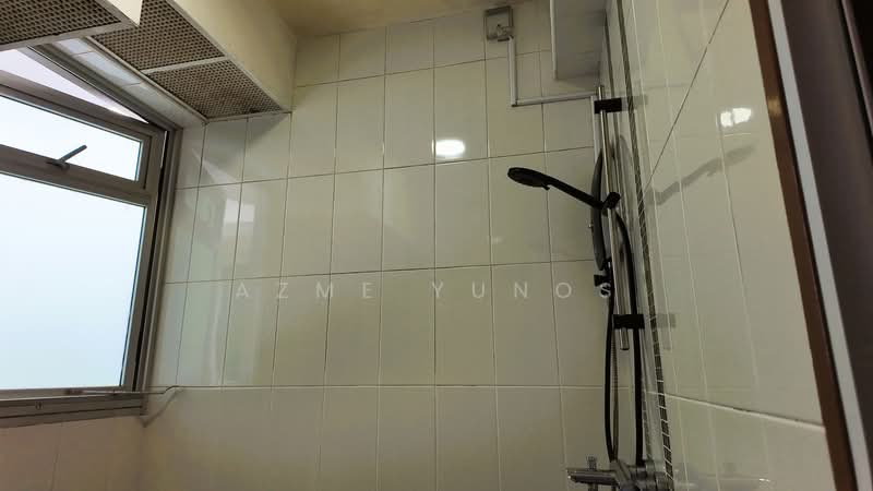 636C Senja Parc View, 636C Senja Road, 3 Bedrooms, 990 sqft, HDB Flat For Sale, by Azme Yunos, 500215385 - Bathroom - PropertyGuru.com.sg