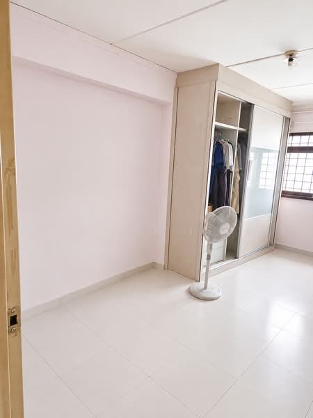 786D Woodlands Drive 60, 786D Woodlands Drive 60, Room Rental, 150 sqft, HDB Flat For Rent, by Nadhirah Ismail, 500215387 - Bedroom - PropertyGuru.com.sg