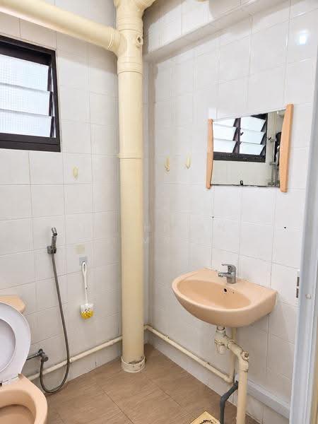 786D Woodlands Drive 60, 786D Woodlands Drive 60, Admiralty / Woodlands, Room Rental, 150 sqft, HDB Flat For Rent, by Nadhirah Ismail, 500215387 - Bathroom - PropertyGuru.com.sg