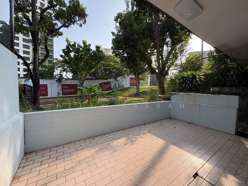 Thomson Garden Estate, Sin Ming Road, 2 Bedrooms, 1,001 sqft, Terraced House For Sale, by Hetty Hassan, 500215408 - PropertyGuru.com.sg