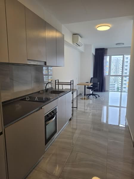 High Park Residences, 31 Fernvale Road, Studio, 398 sqft, Condominium For Rent, by Daisy Wong, 500215412 - Kitchen - PropertyGuru.com.sg