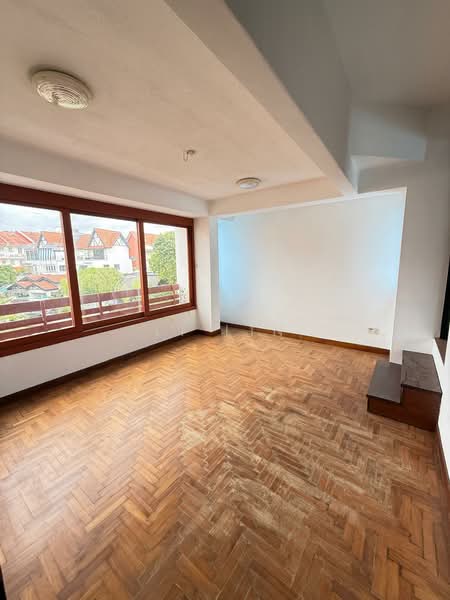 Mimosa Villas, Mimosa Walk, 4 Bedrooms, 5,000 sqft, Semi-Detached House For Sale, by Li Lin, 500215417 - Living Room - PropertyGuru.com.sg