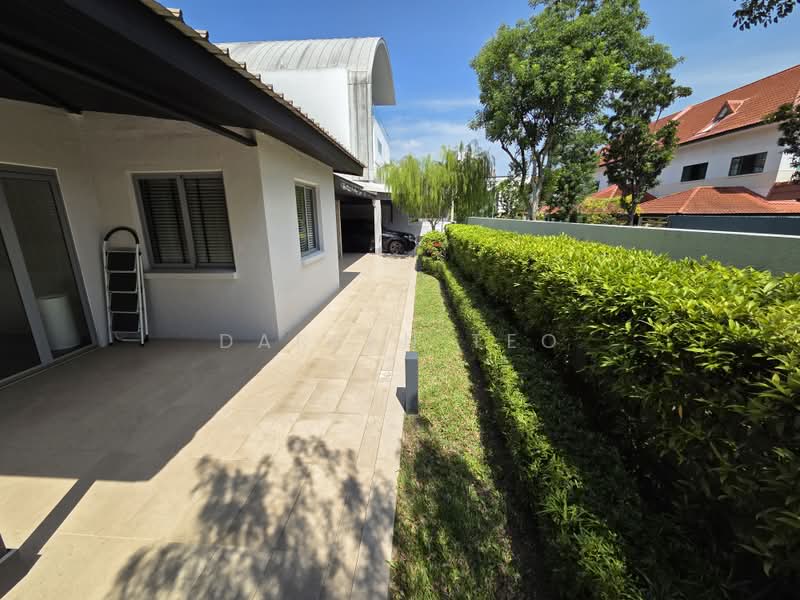 ❤️ Charming & Renovated Single Storey House ❤️, Tanglin / Holland / Bukit Timah, 4 Bedrooms, 3,000 sqft, Semi-Detached House For Rent, by Darren Teo, 500215418 - Exterior - PropertyGuru.com.sg