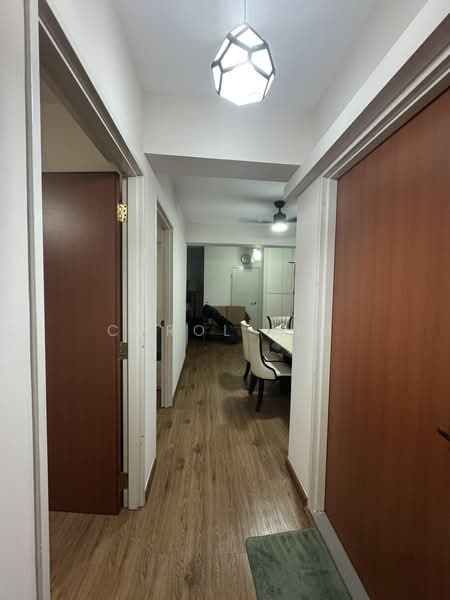 573B Woodlands Glen, 573B Woodlands Drive 16, 3 Bedrooms, 1,001 sqft, HDB Flat For Sale, by Carol Lim, 500215426 - Corridor - PropertyGuru.com.sg