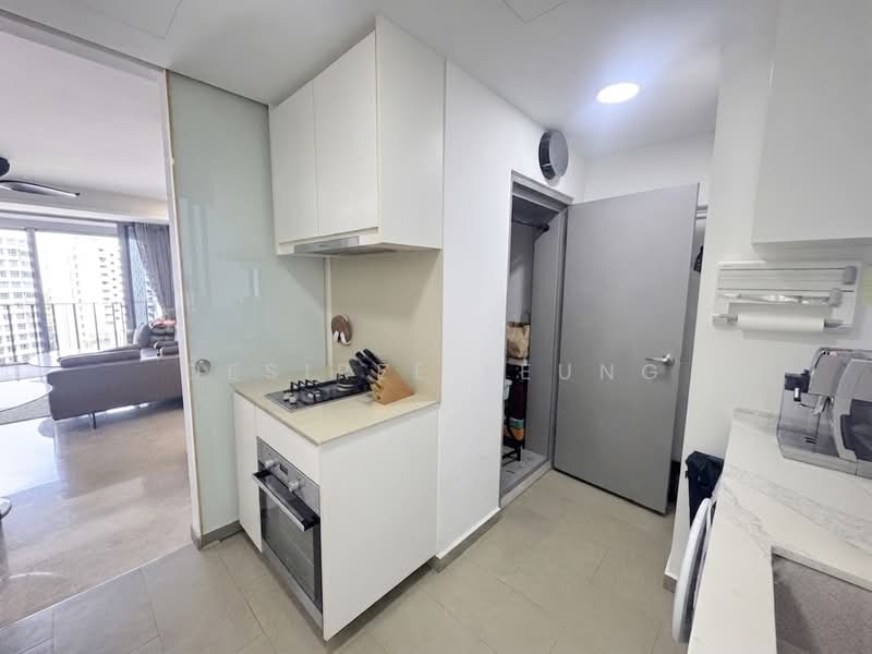 Riversails, 10 Upper Serangoon Crescent, 2 Bedrooms, 883 sqft, Condominium For Sale, by Desiree Leung, 500215447 - Kitchen - PropertyGuru.com.sg