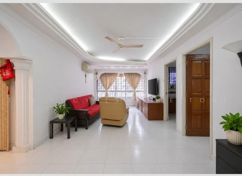 82 Lorong 4 Toa Payoh, 82 Lorong 4 Toa Payoh, 3 Bedrooms, 1,119 sqft, HDB Flat For Sale, by Toh Lucy (Serene Toh), 500215458 - Living Room - PropertyGuru.com.sg
