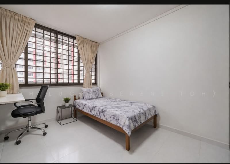 82 Lorong 4 Toa Payoh, 82 Lorong 4 Toa Payoh, 3 Bedrooms, 1,119 sqft, HDB Flat For Sale, by Toh Lucy (Serene Toh), 500215458 - Bedroom - PropertyGuru.com.sg