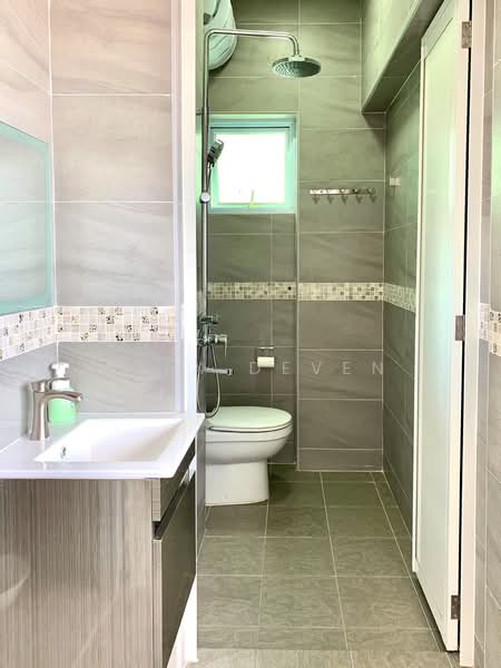 137 Potong Pasir Avenue 3, 137 Potong Pasir Avenue 3, 3 Bedrooms, 1,044 sqft, HDB Flat For Rent, by Alex Deven, 500215461 - Bathroom - PropertyGuru.com.sg