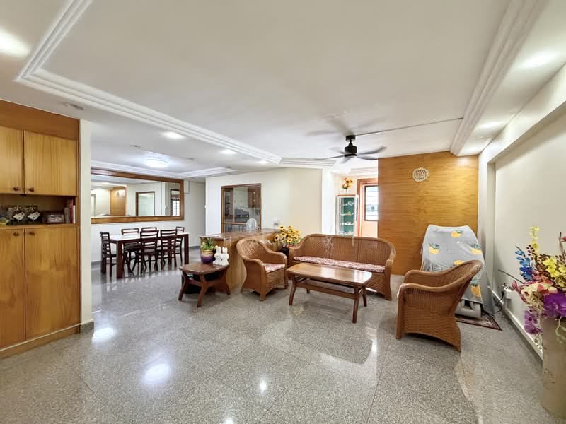 974 Hougang Street 91, 974 Hougang Street 91, 3 Bedrooms, 1,475 sqft, HDB Flat For Sale, by Chan Xi, 500215463 - Living Room - PropertyGuru.com.sg