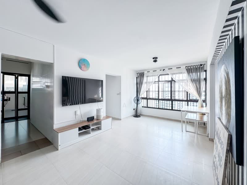 439A Sengkang West Avenue, 439A Sengkang West Avenue, 3 Bedrooms, 1,012 sqft, HDB Flat For Sale, by Keesya Ang, 500215480 - Living Room - PropertyGuru.com.sg