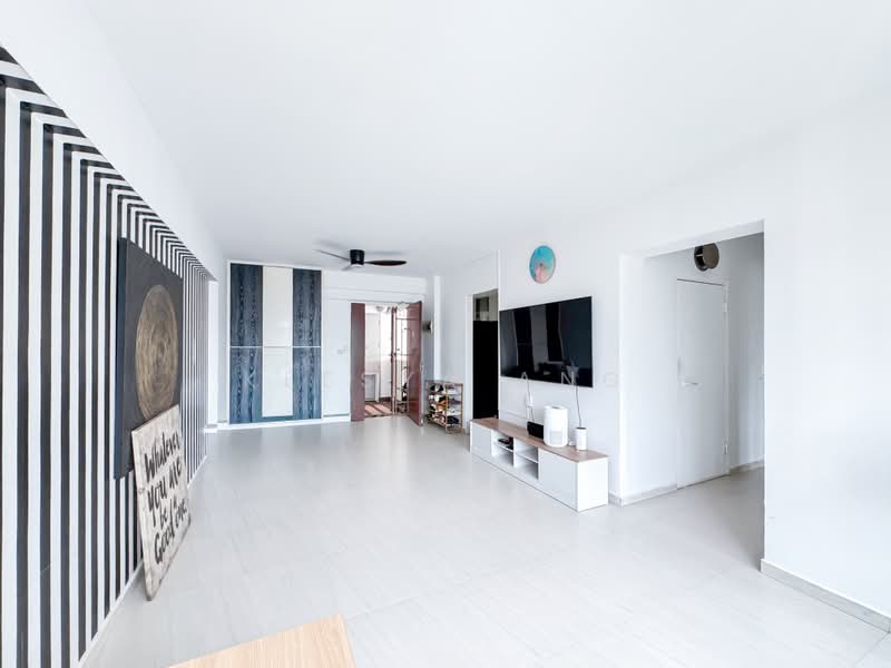 439A Sengkang West Avenue, 439A Sengkang West Avenue, 3 Bedrooms, 1,012 sqft, HDB Flat For Sale, by Keesya Ang, 500215480 - Living Room - PropertyGuru.com.sg