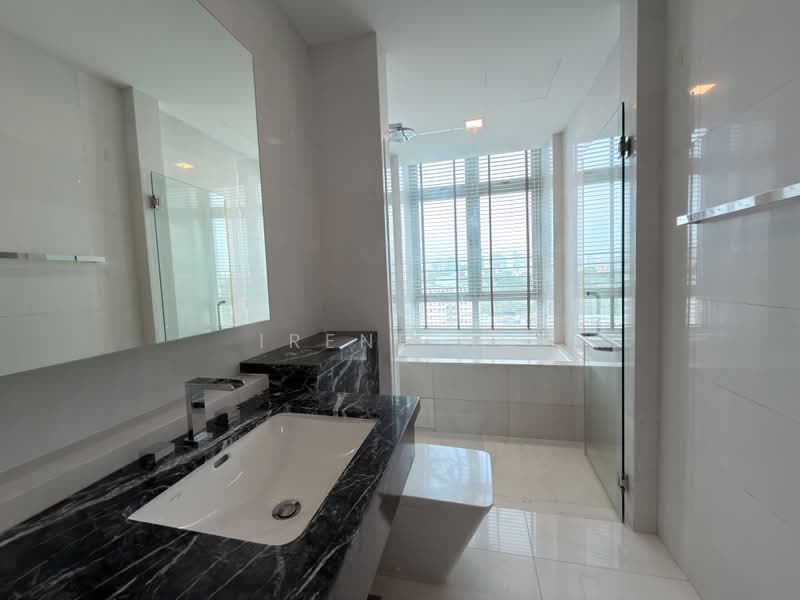 Residences @ Emerald Hill, 119 Emerald Hill Road, 3 Bedrooms, 1,657 sqft, Condominium For Sale, by Irene Ho, 500215482 - Bathroom - PropertyGuru.com.sg