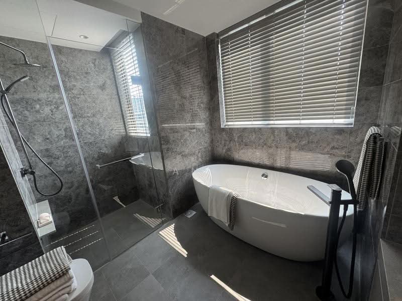 Pinetree Hill, 30 Pine Grove, Clementi Park / Upper Bukit Timah, 5 Bedrooms, 2,874 sqft, Condominium For Sale, by Ann Lee, 500215489 - PropertyGuru.com.sg