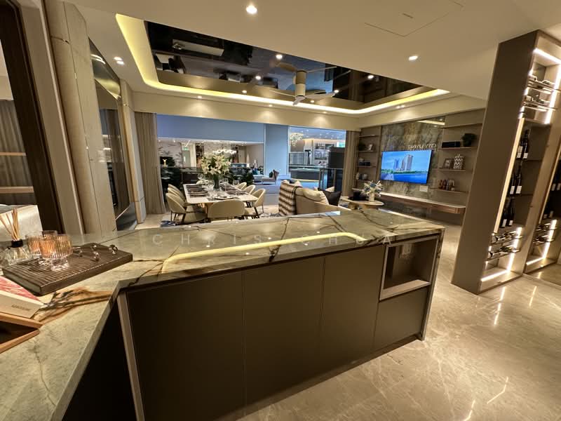 Grand Dunman, 18 Dunman Road, 5 Bedrooms, 2,131 sqft, Condominium For Sale, by Chris Chua, 500215507 - Living Room - PropertyGuru.com.sg